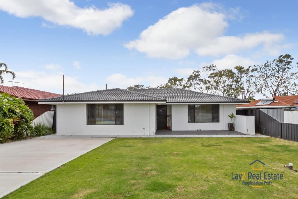 26 Babington Crescent Bayswater WA 6053 – Light, Bright, Renovated 3 x 2 on Easy Care Block, Bright - Image 1