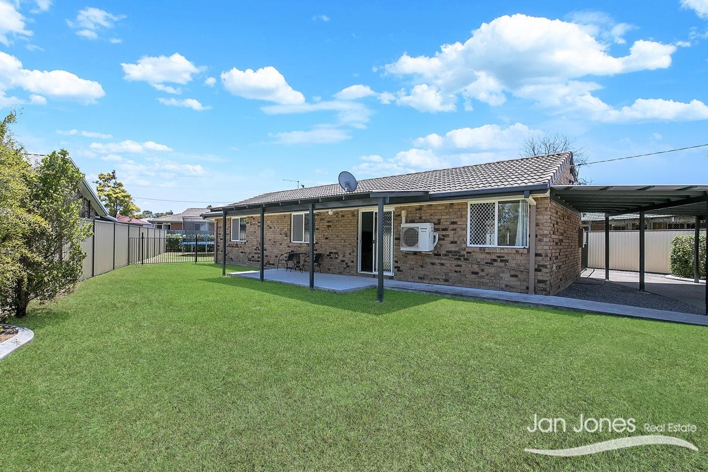 5 Samantha Ct, Deception Bay - Image 1