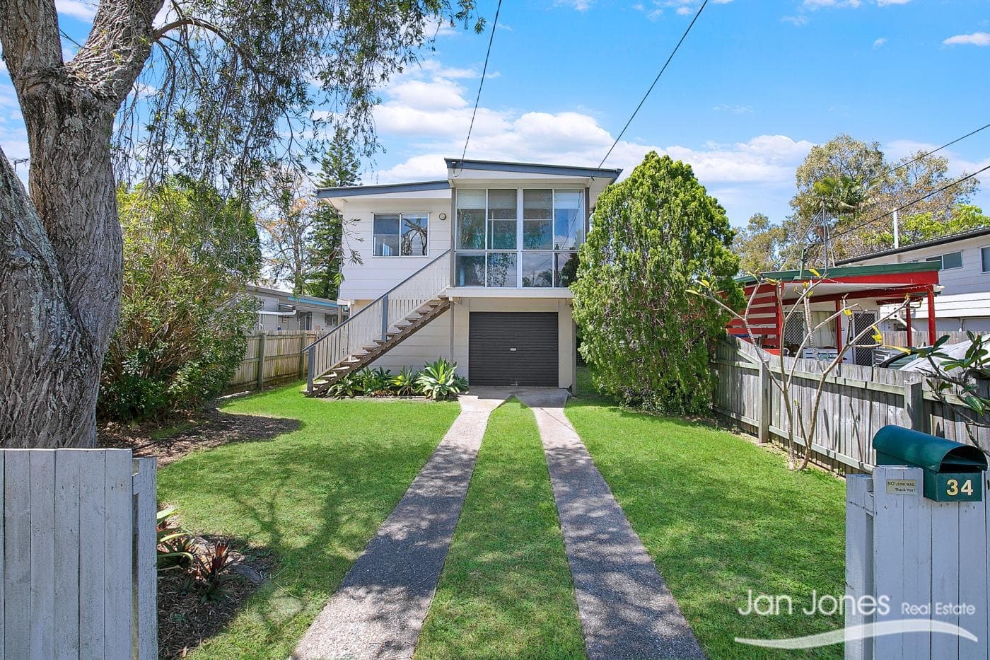 34 O'Connell Street, Redcliffe - Image 1