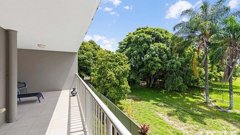 11/8-10 Ahern Street, LABRADOR QLD 4215, Labrador - Image 1
