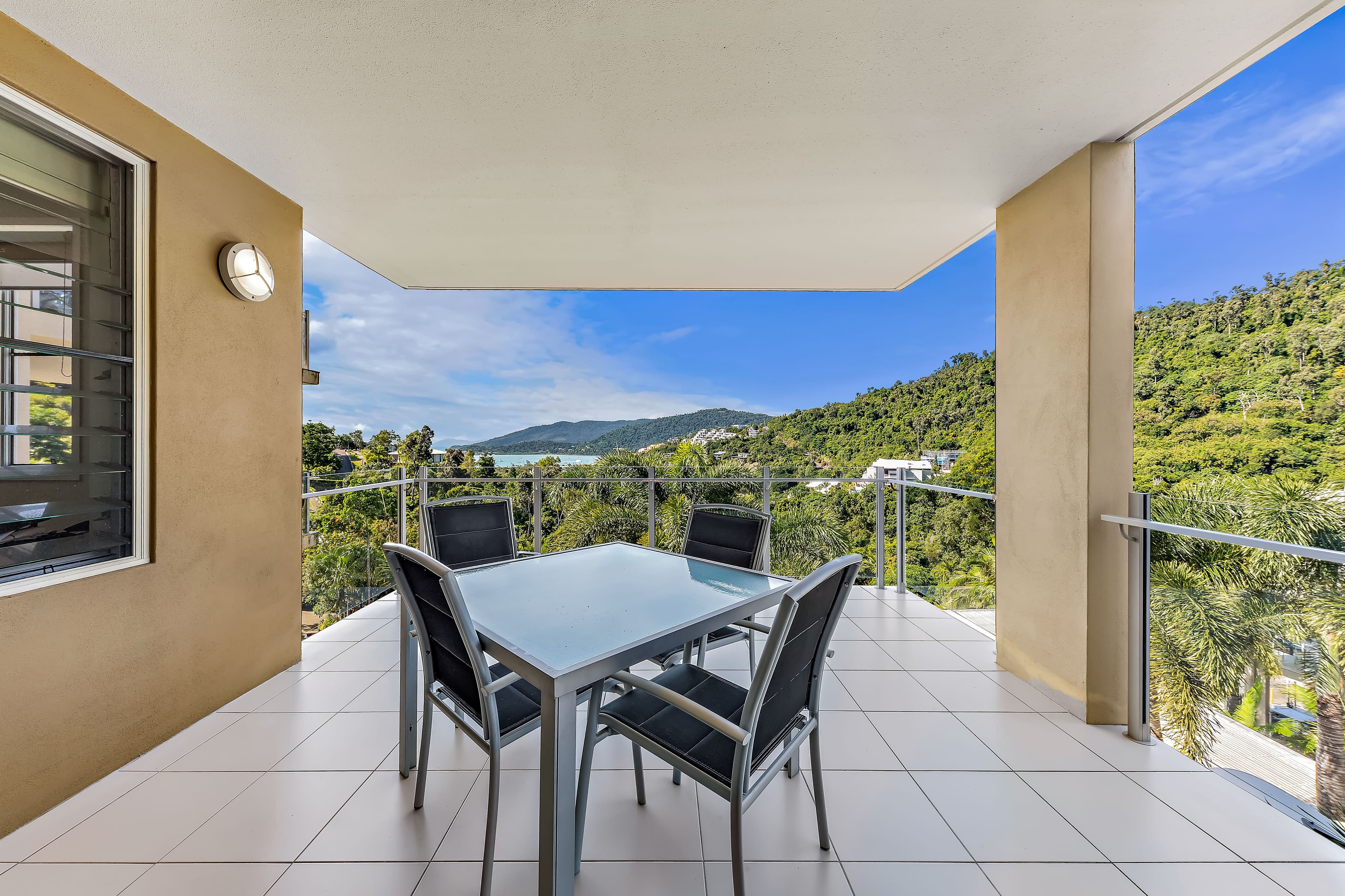 37/15 Flame Tree Court, Airlie Beach - Image 1