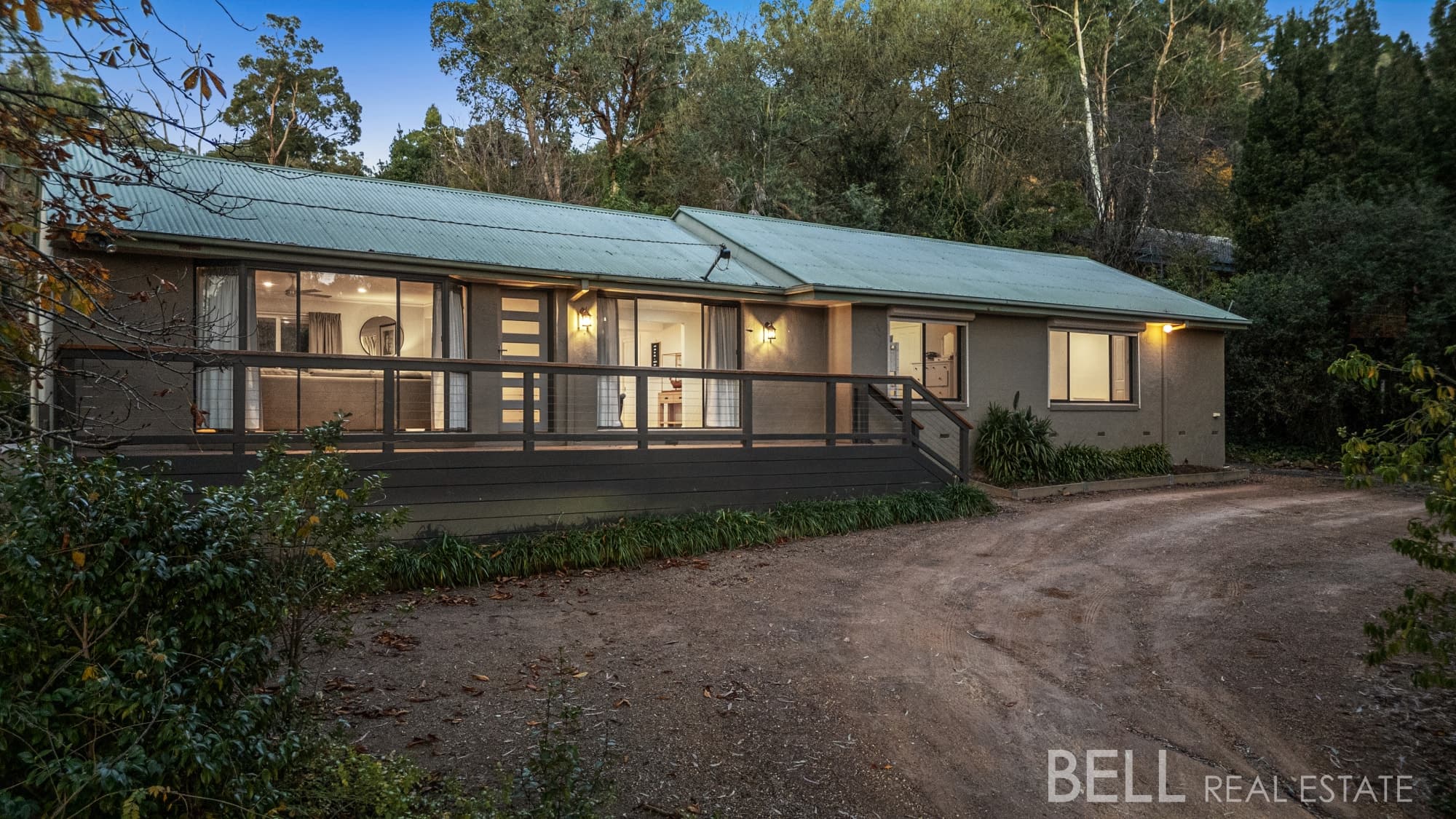 13 Warrawee Road, MOUNT EVELYN, Mount Evelyn - Image 1
