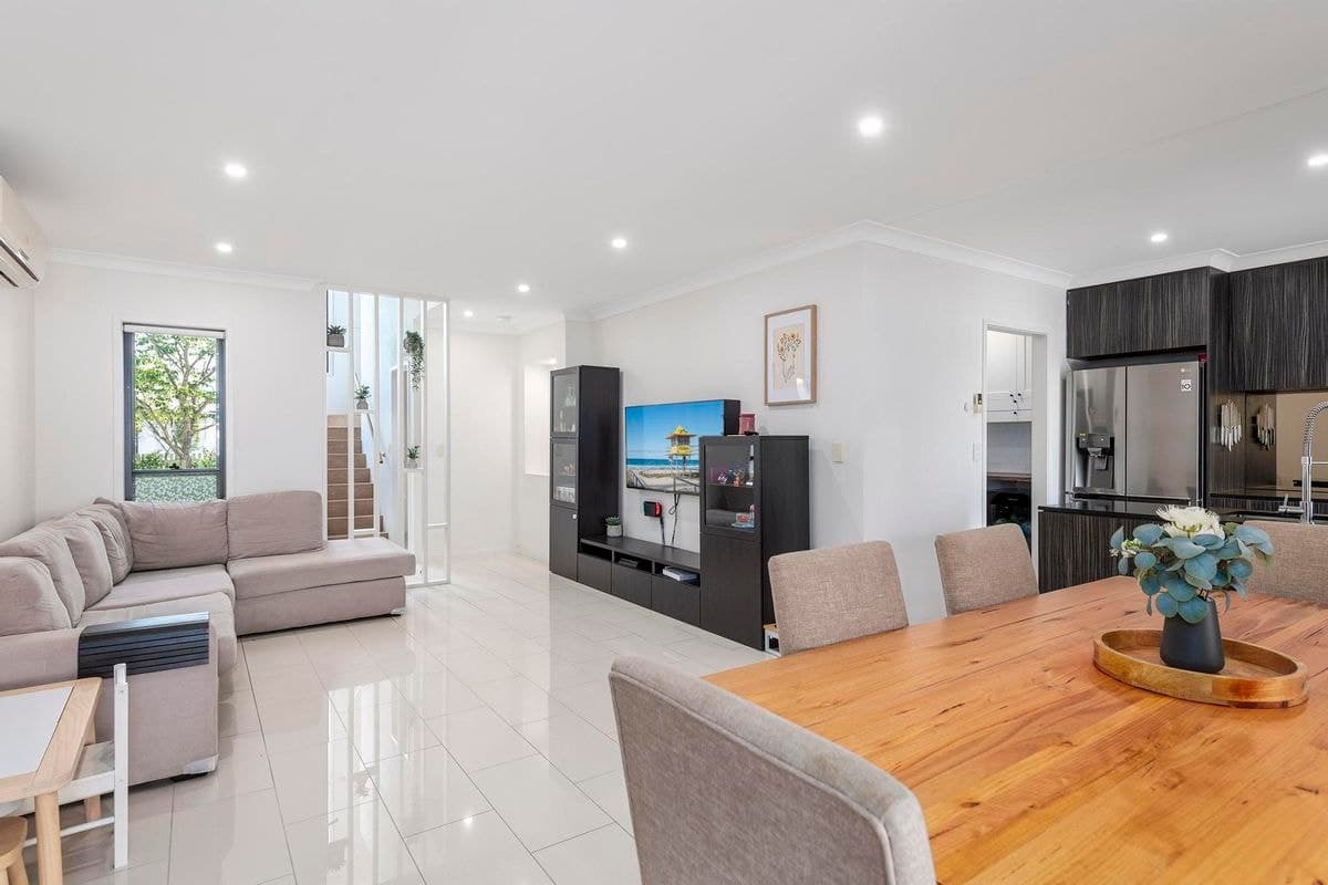 43 / 1 NORRIS STREET, Pacific Pines, Pacific Pines - Image 1