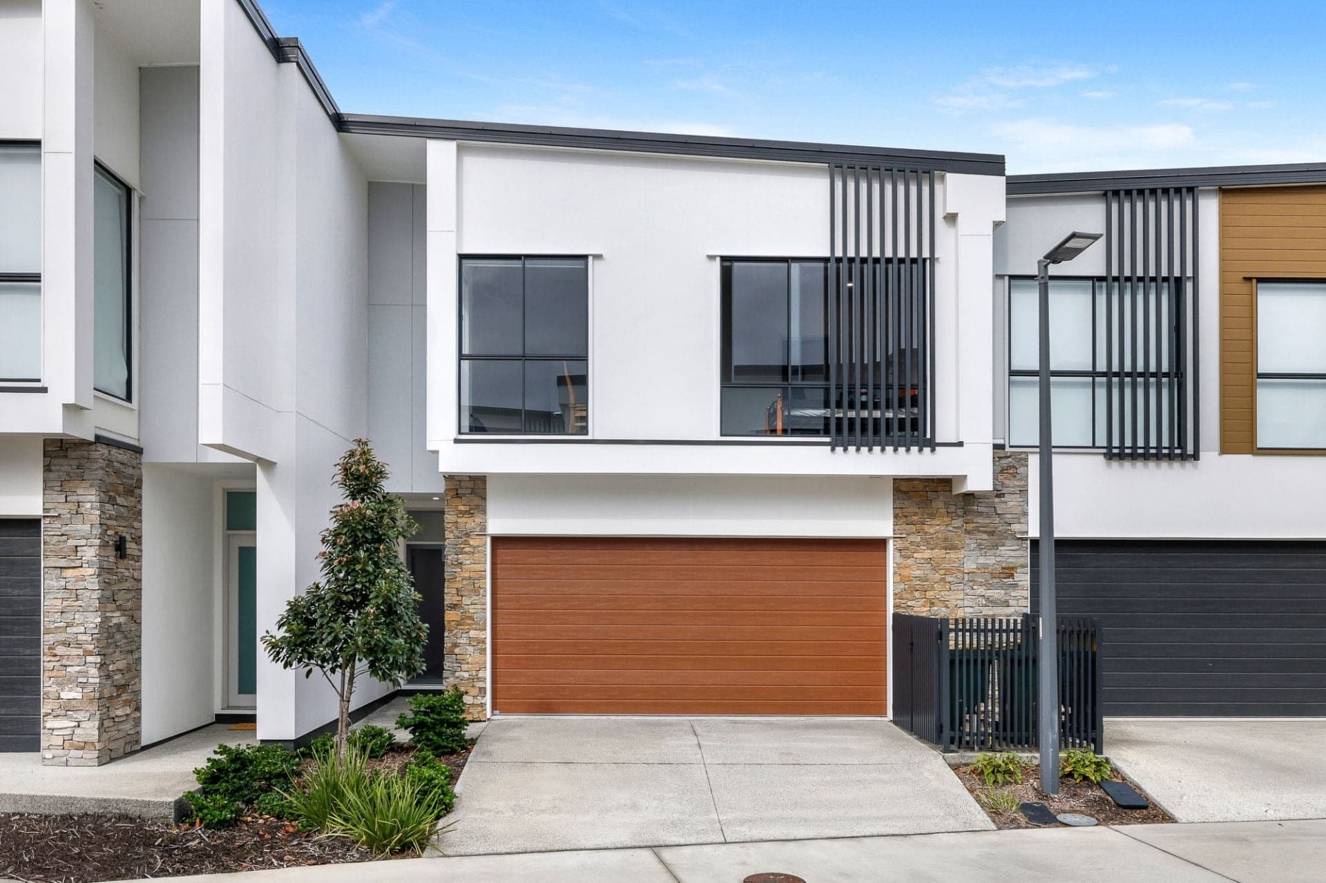 40/2 Lyra Avenue, Hope Island QLD 4212, Hope Island - Image 1