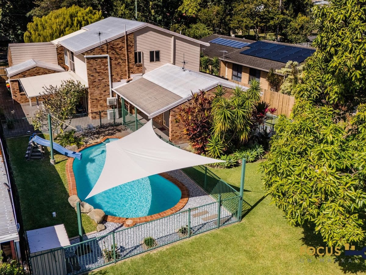 4 Moore Street, Mackay, Mackay - Image 1