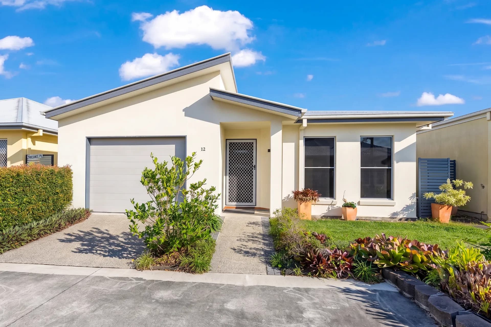 12/74 Cotterill Avenue, Bongaree - Image 1