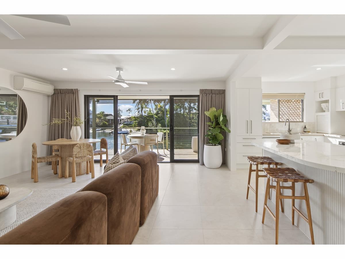 6 / 33-39 Hooker Boulevard,Broadbeach Waters, QLD 4218, Broadbeach Waters - Image 1