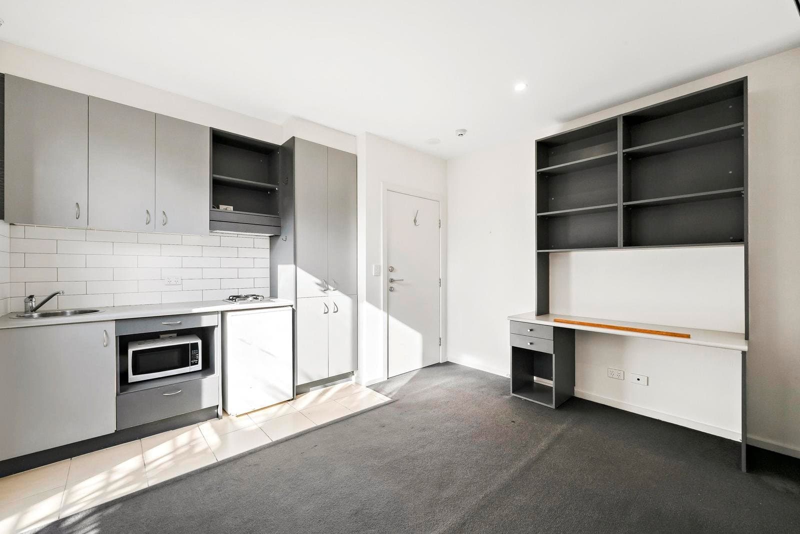 4/17 Park Street, Hawthorn VIC 3122, Hawthorn - Image 1