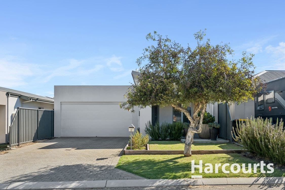 11 Mountain Street, BANKSIA GROVE, WA 6031, Banksia Grove - Image 1
