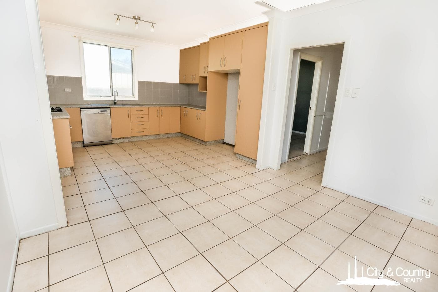 120 Miles Street, Mount Isa, Mount Isa - Image 1
