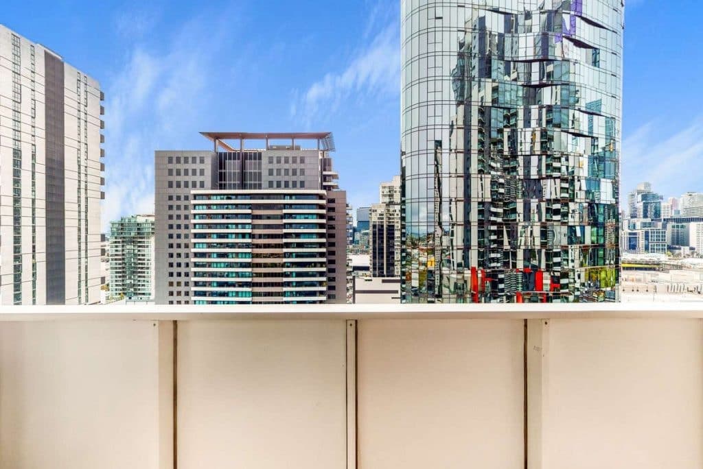 1606/109 Clarendon Street, Southbank VIC 3006, Excellent Investment Opportunity In Prime Position - Image 1