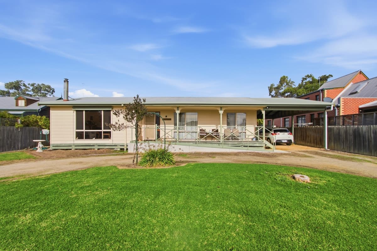 8 Little Street, STRATFORD VIC, Stratford - Image 1