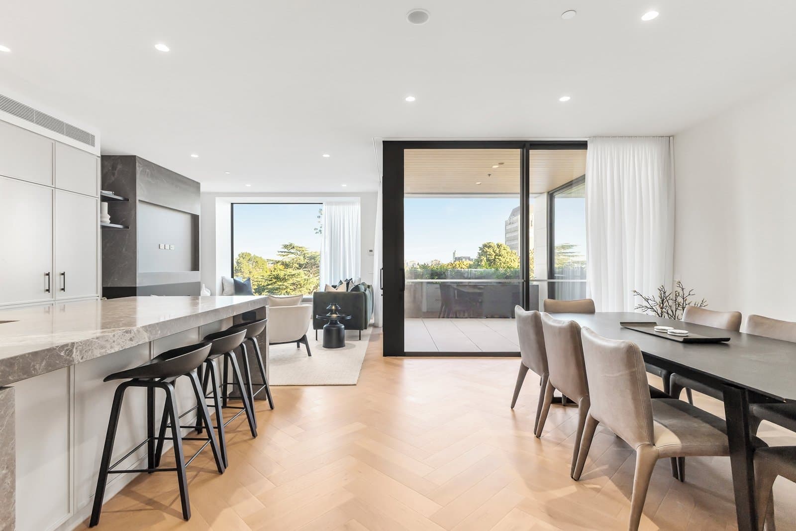 403/380 Albert Street, East Melbourne - Image 1