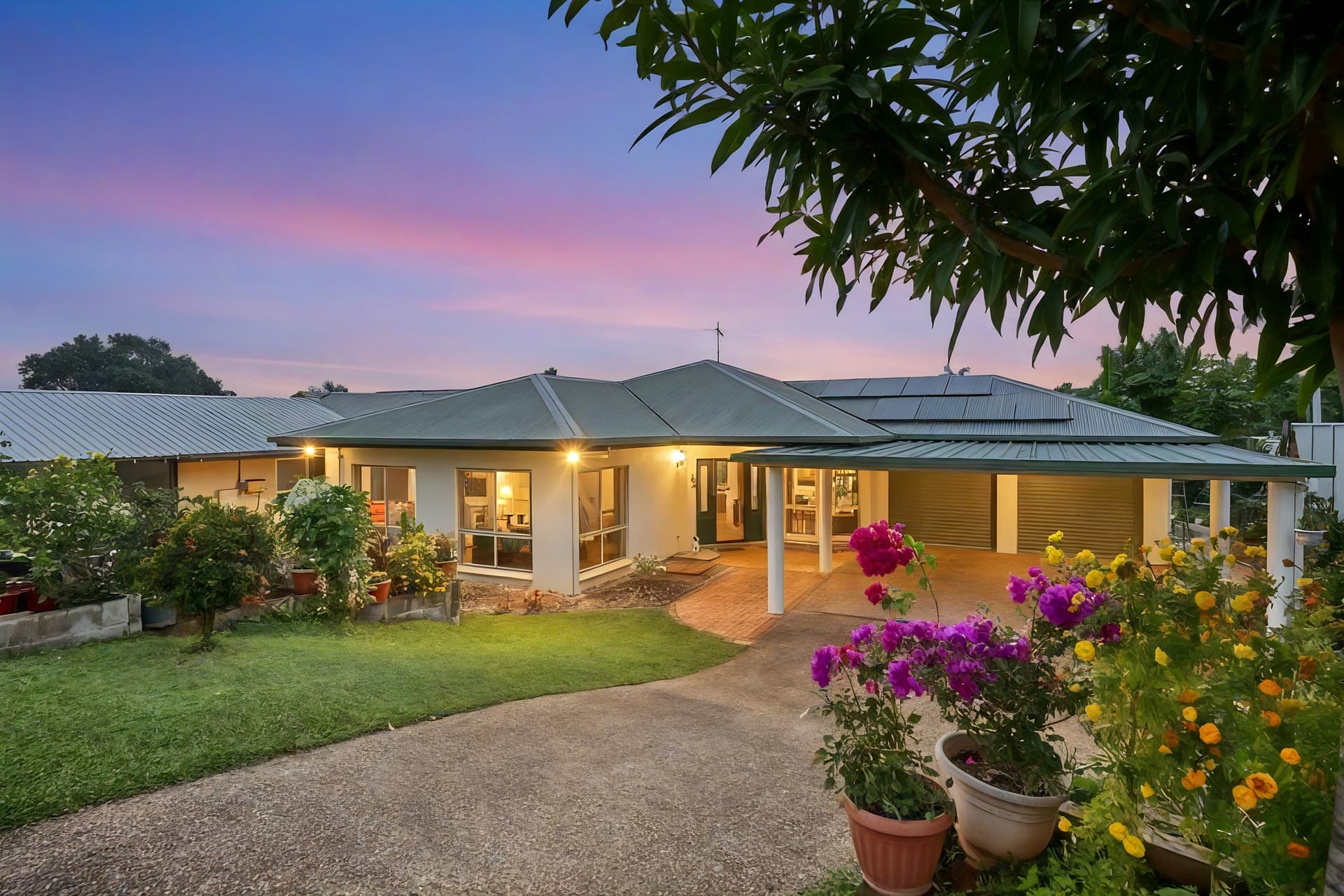 35 Summerhill Drive, Mooroobool, Mooroobool - Image 1