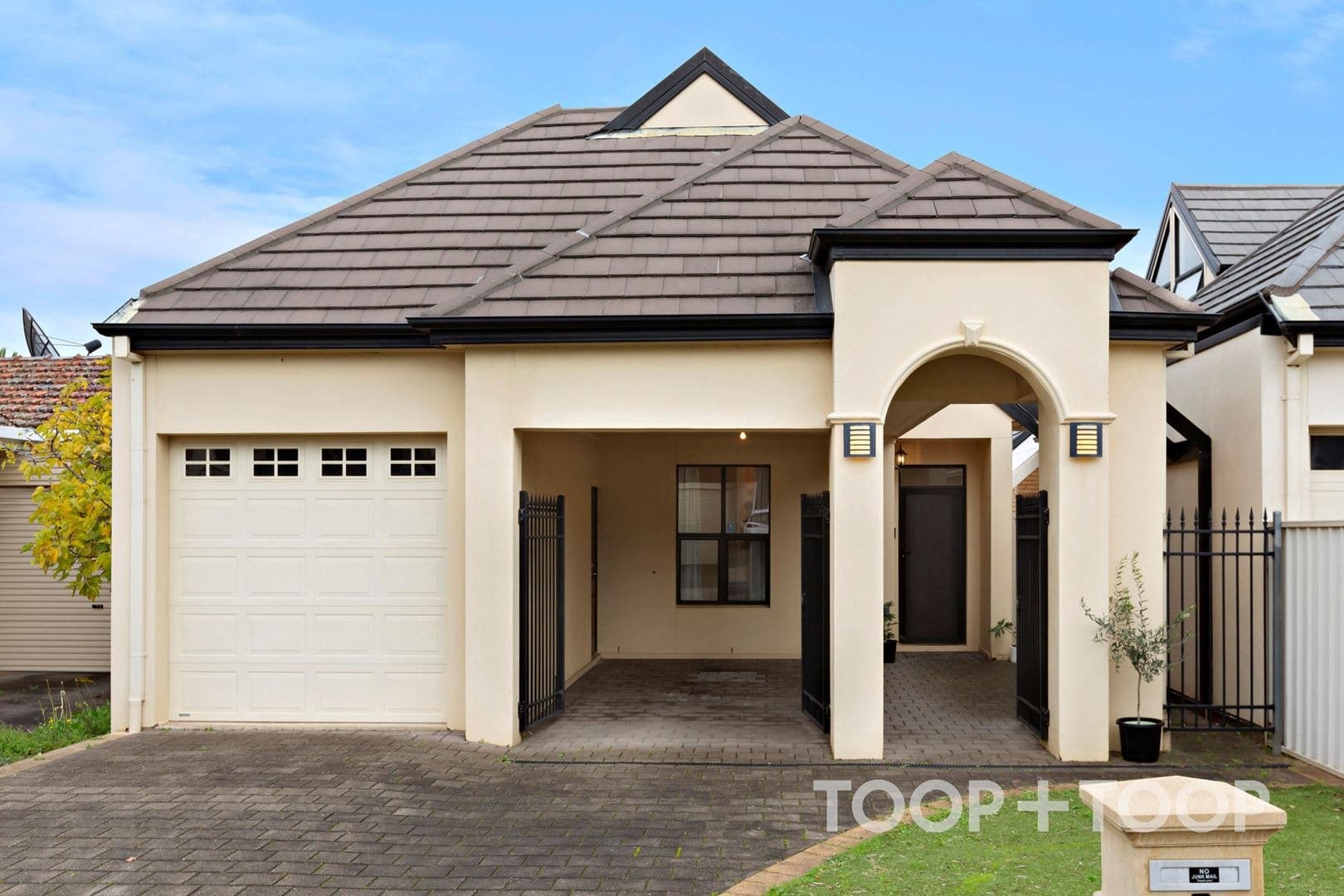 3 Ashleigh Avenue,Felixstow SA 5070, Felixstow - Image 1