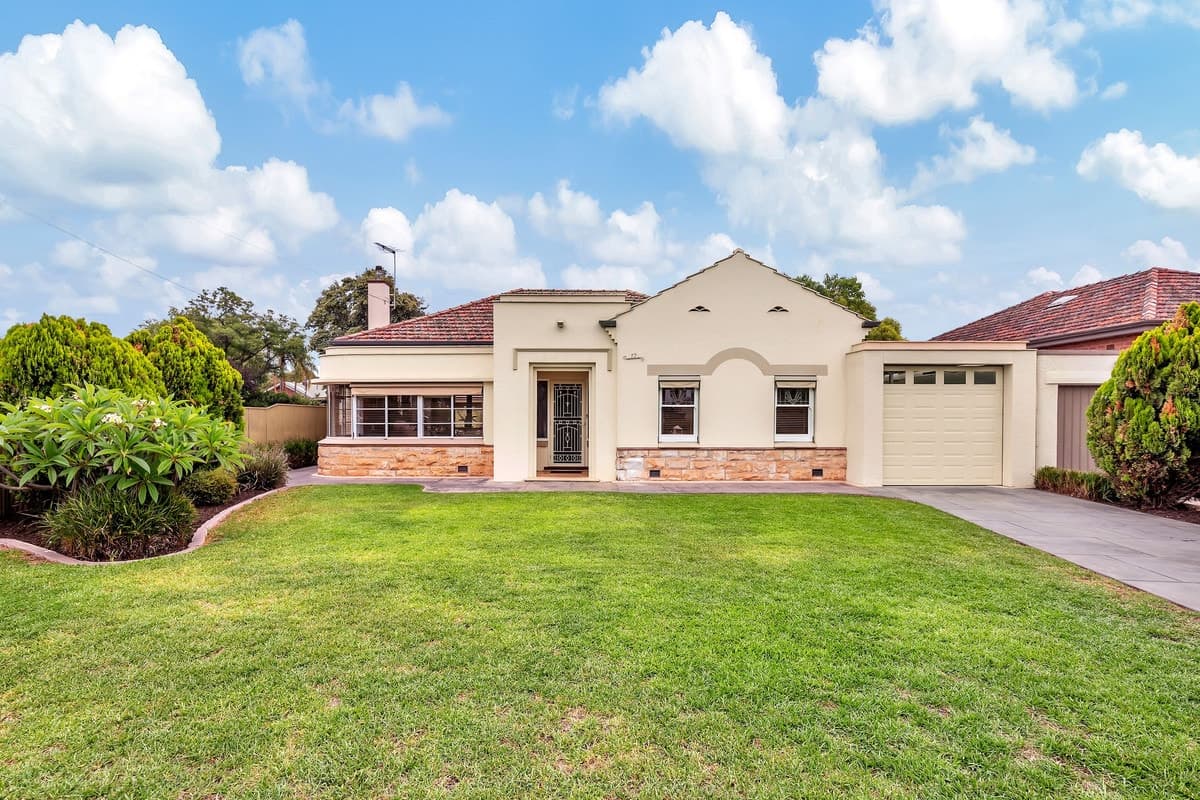 17 Winston Crescent, Glengowrie SA 5044, Glengowrie - Image 1