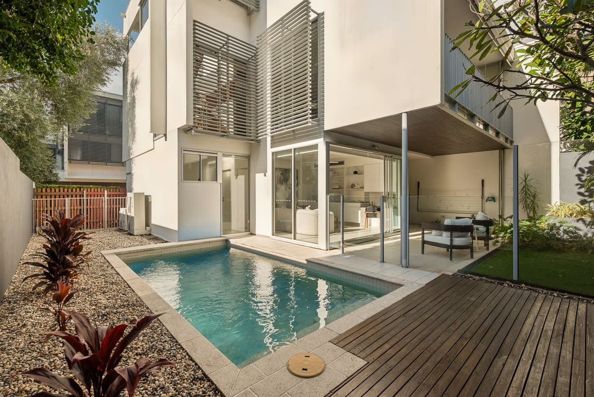 20 Turner Avenue, New Farm - Image 1