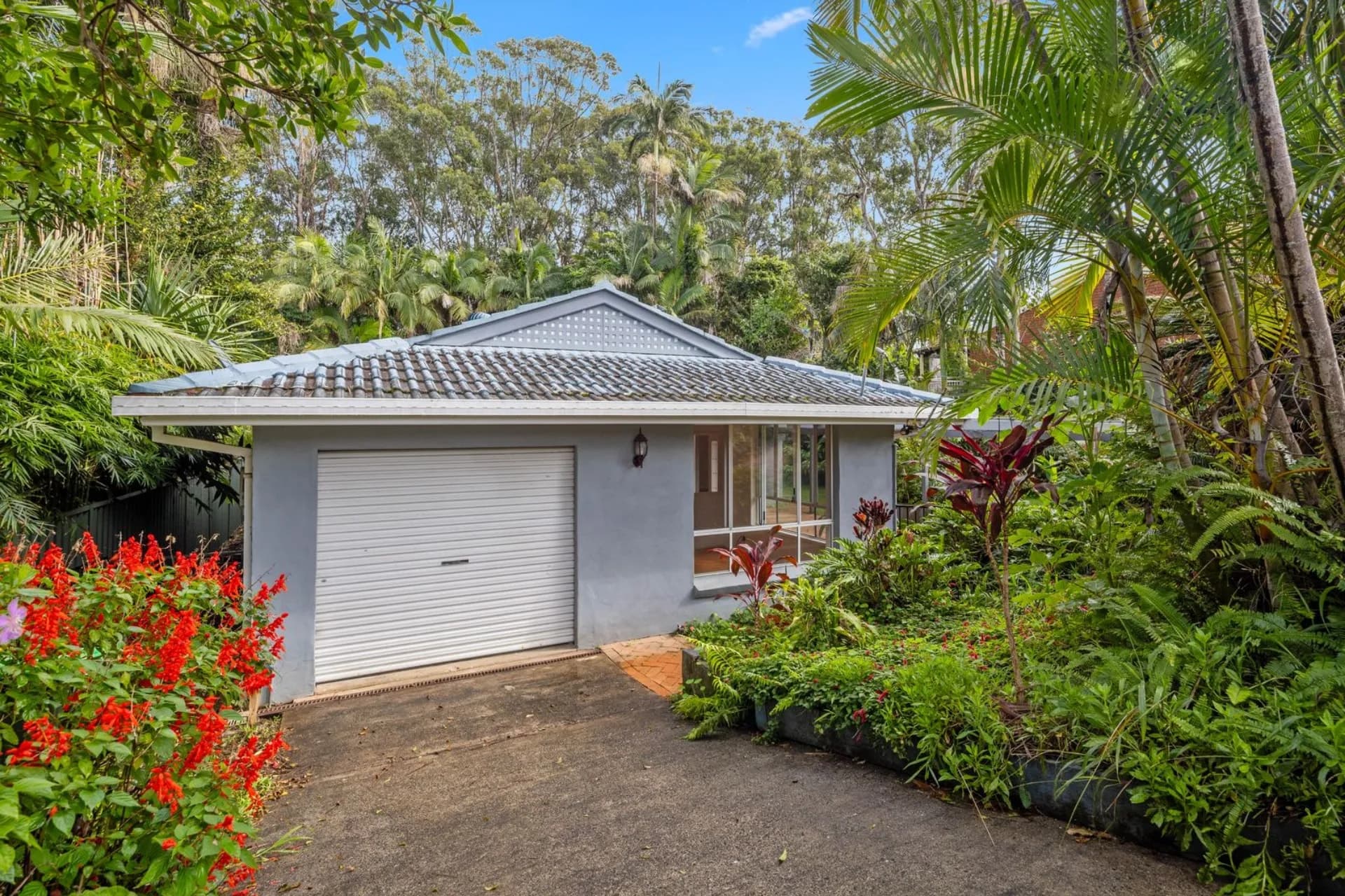 10 Warrawee Street, Sapphire Beach, NSW, Sapphire Beach - Image 1