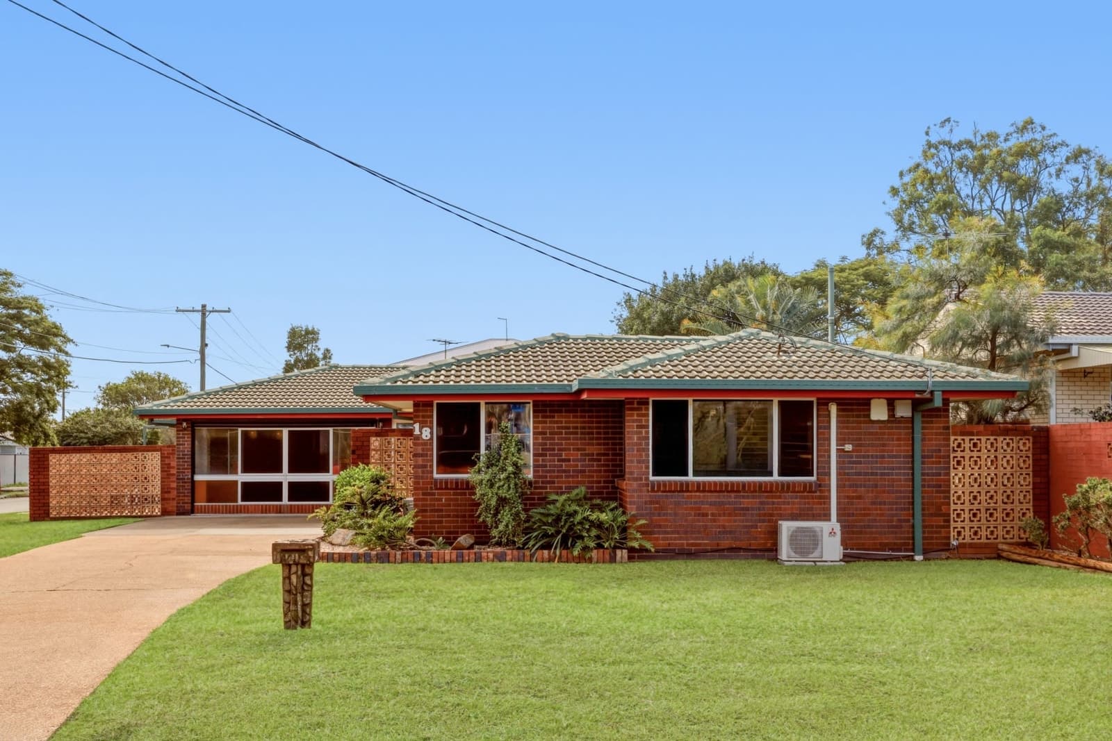18 Aloomba Court,Redcliffe, Redcliffe - Image 1