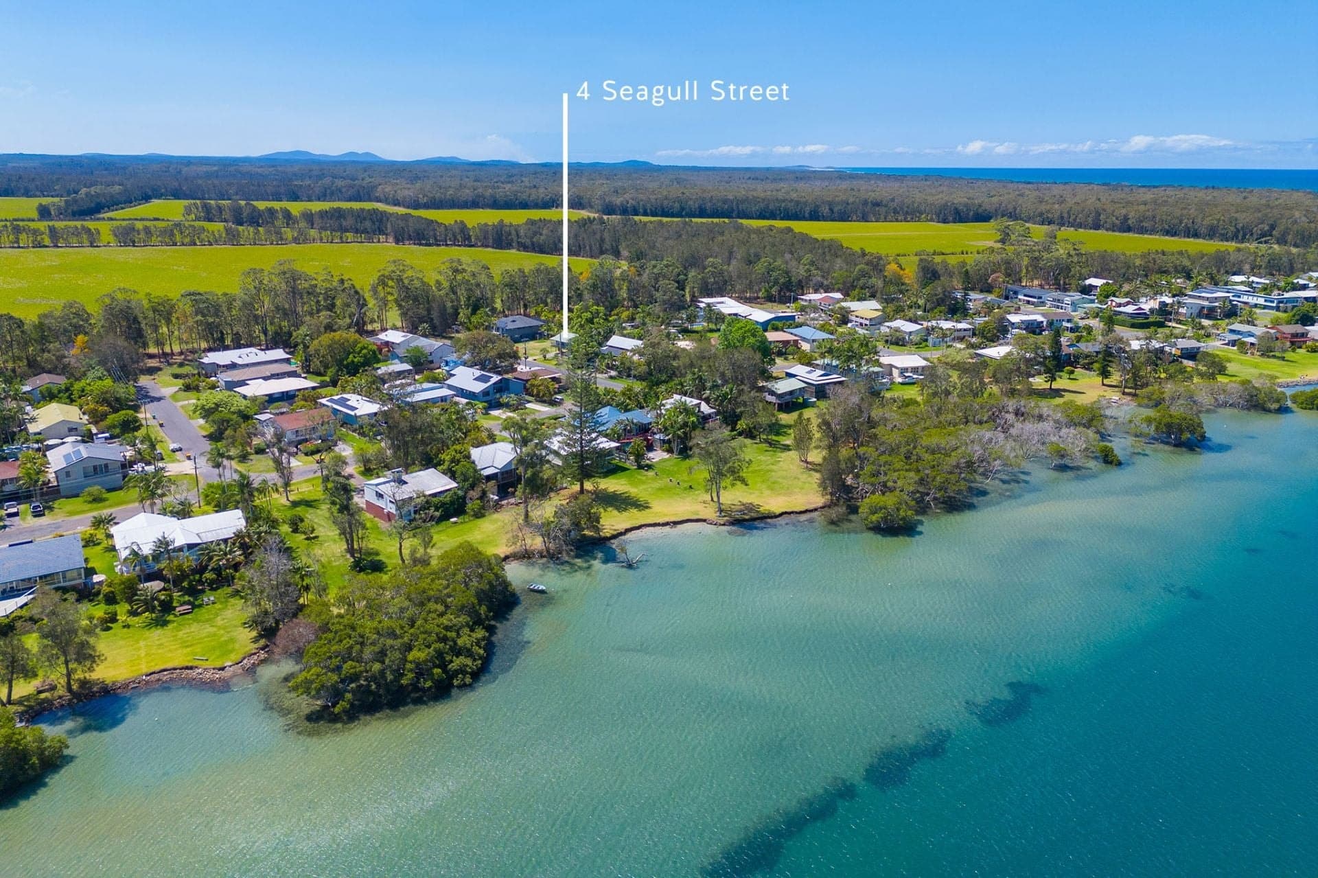 4 Seagull Street, North Shore, North Shore - Image 1