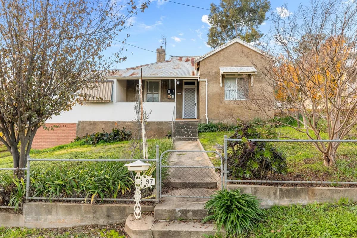 97 Punch Street, Gundagai - Image 1