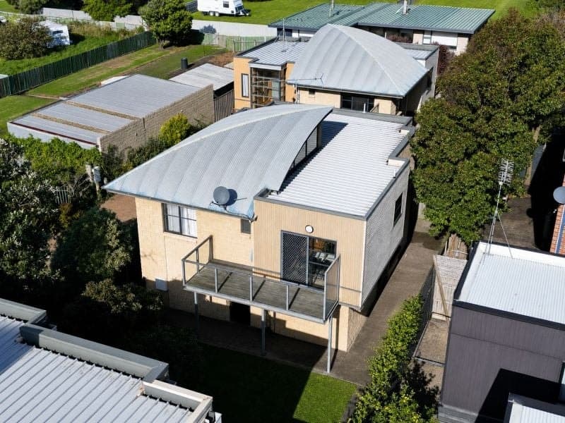 2/5 Moore Street, Apollo Bay - Image 1