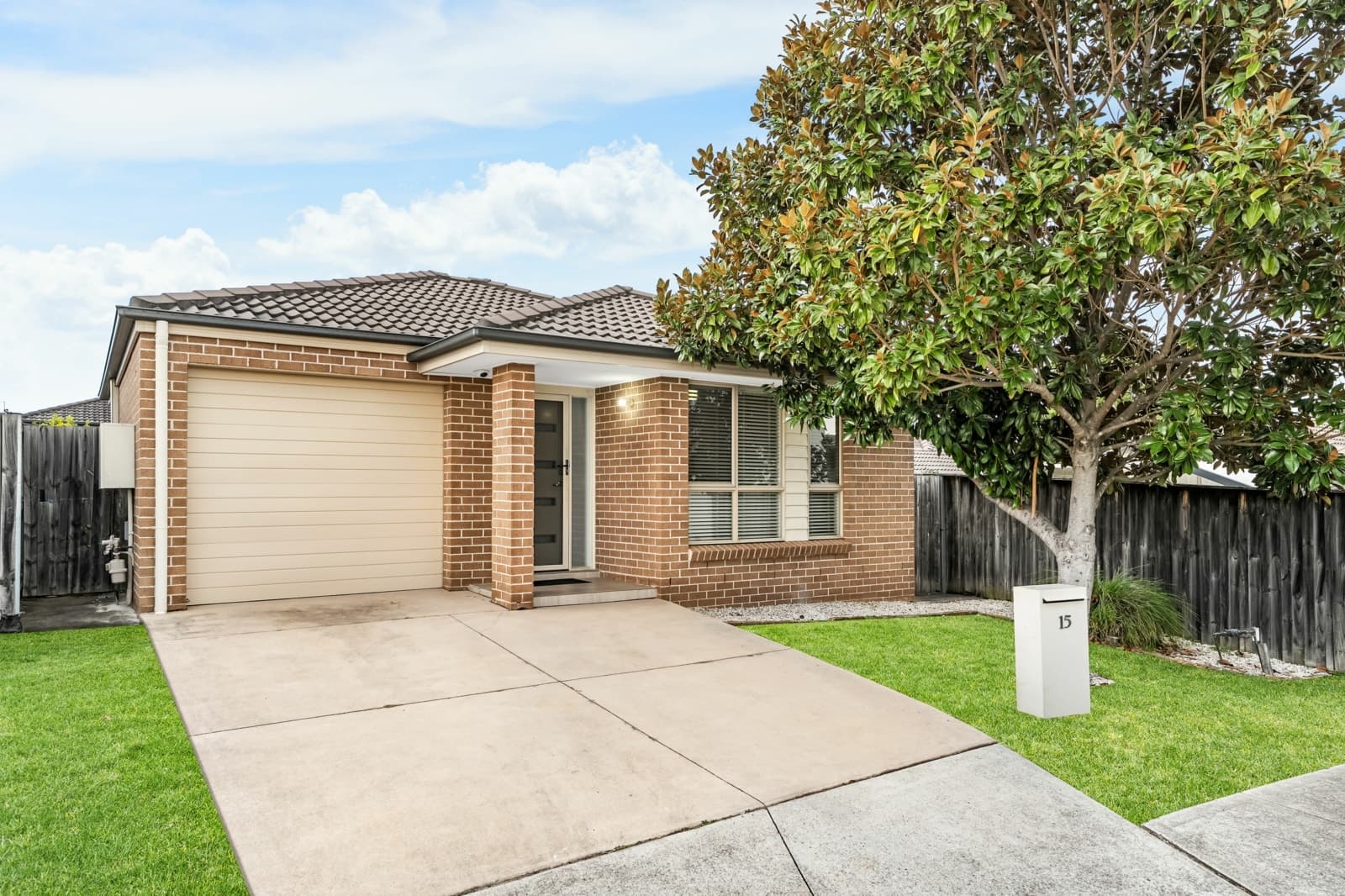 15 Orwell Place,Spring Farm, Spring Farm - Image 1