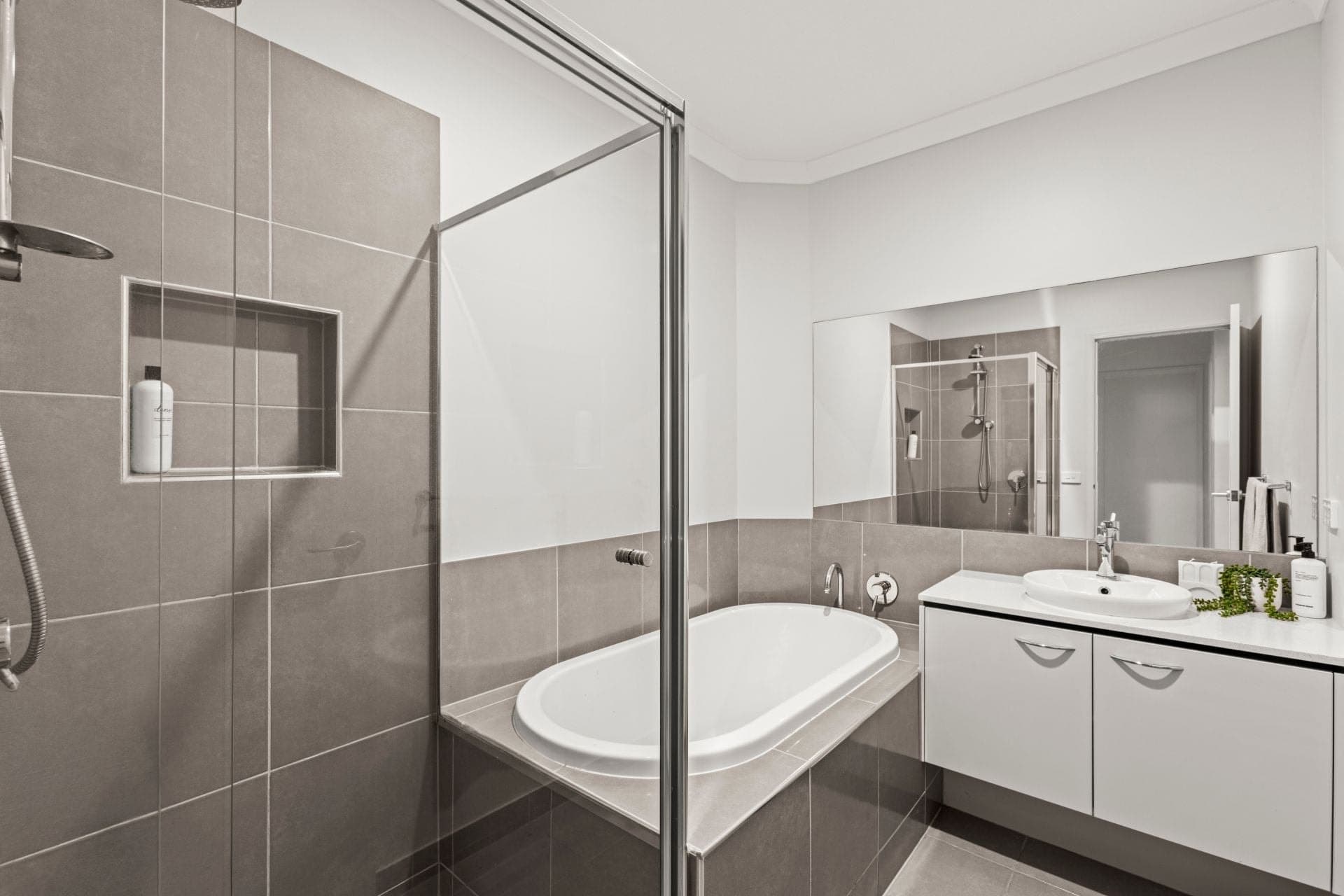 16 Merlan Street, Ocean Grove., Ocean Grove - Image 1