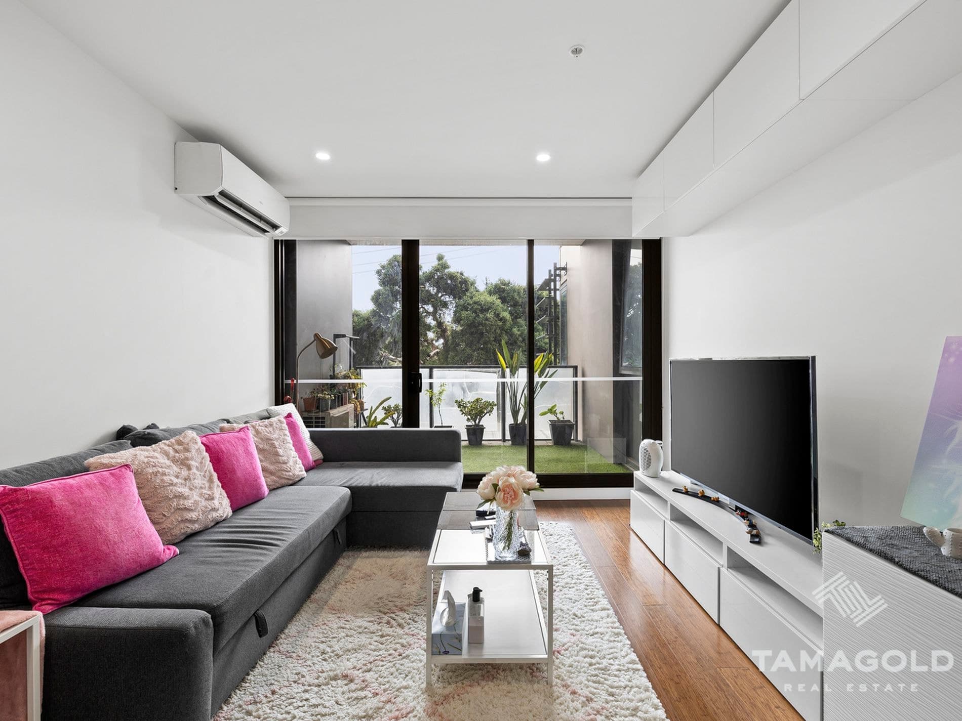 108B / 8 Clinch Avenue, Preston, Preston - Image 1