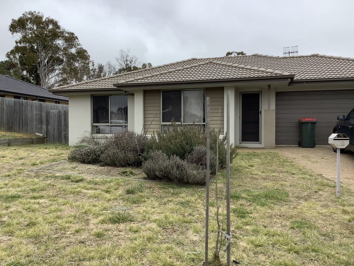 45 CLARET ASH DRIVE South Guyra 2365, South Guyra - Image 1