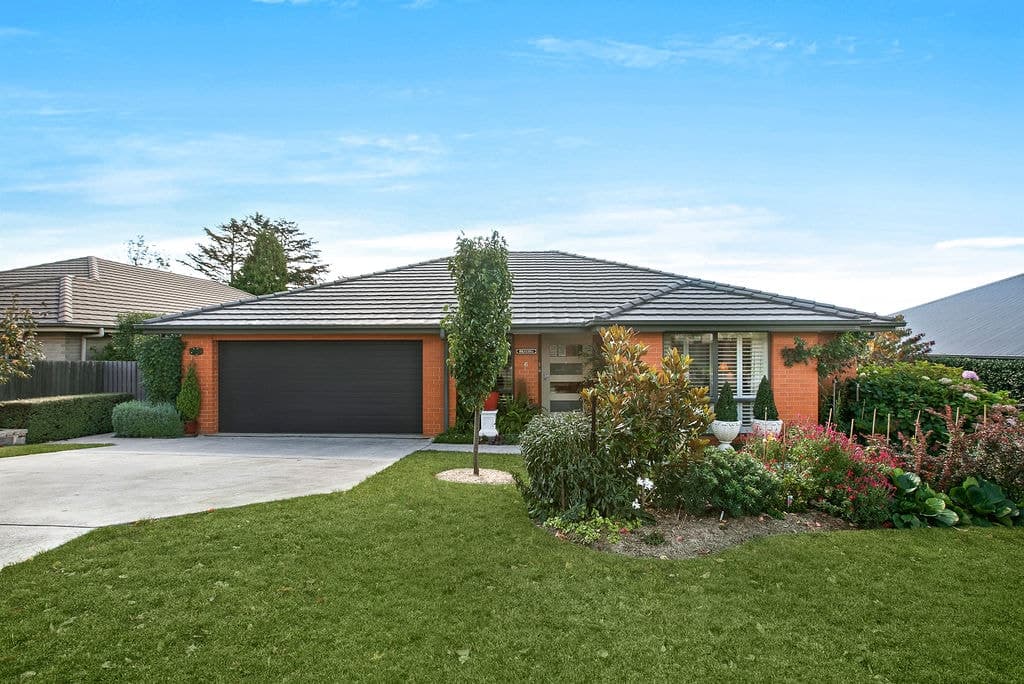 6 Lansdown Place, Moss Vale, Moss Vale - Image 1