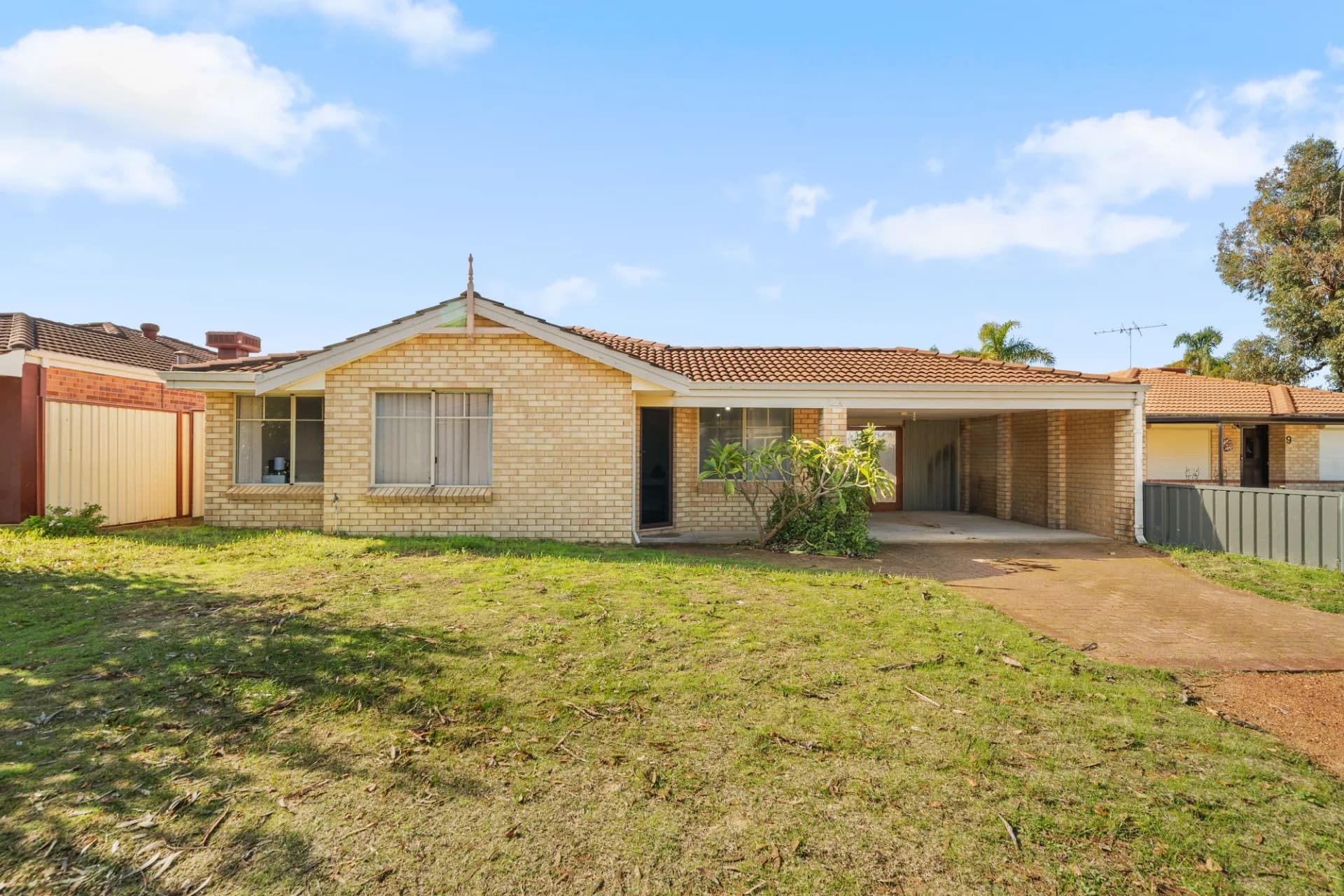 7 Harlequin Mews, Greenfields - Image 1