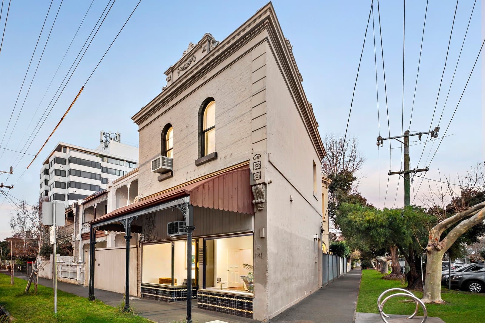 41 Canterbury Road, Middle Park - Image 1
