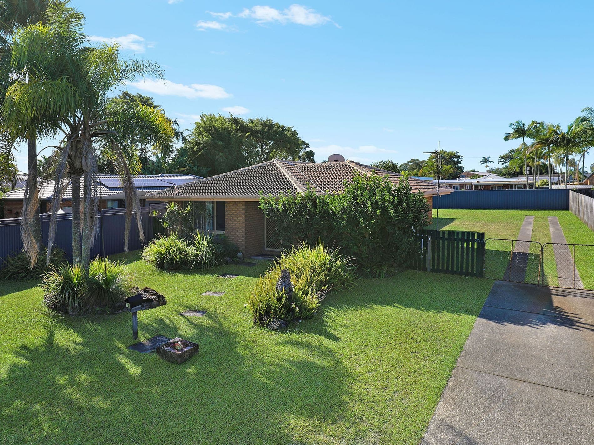 7A Woorilla Crescent, Mountain Creek, Creek - Image 1