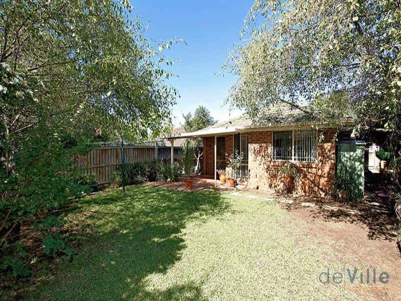19 Cardiff Way CASTLE HILL NSW, Castle Hill - Image 1