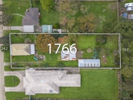 11 Mulcare Street, Nar Nar Goon - Image 1
