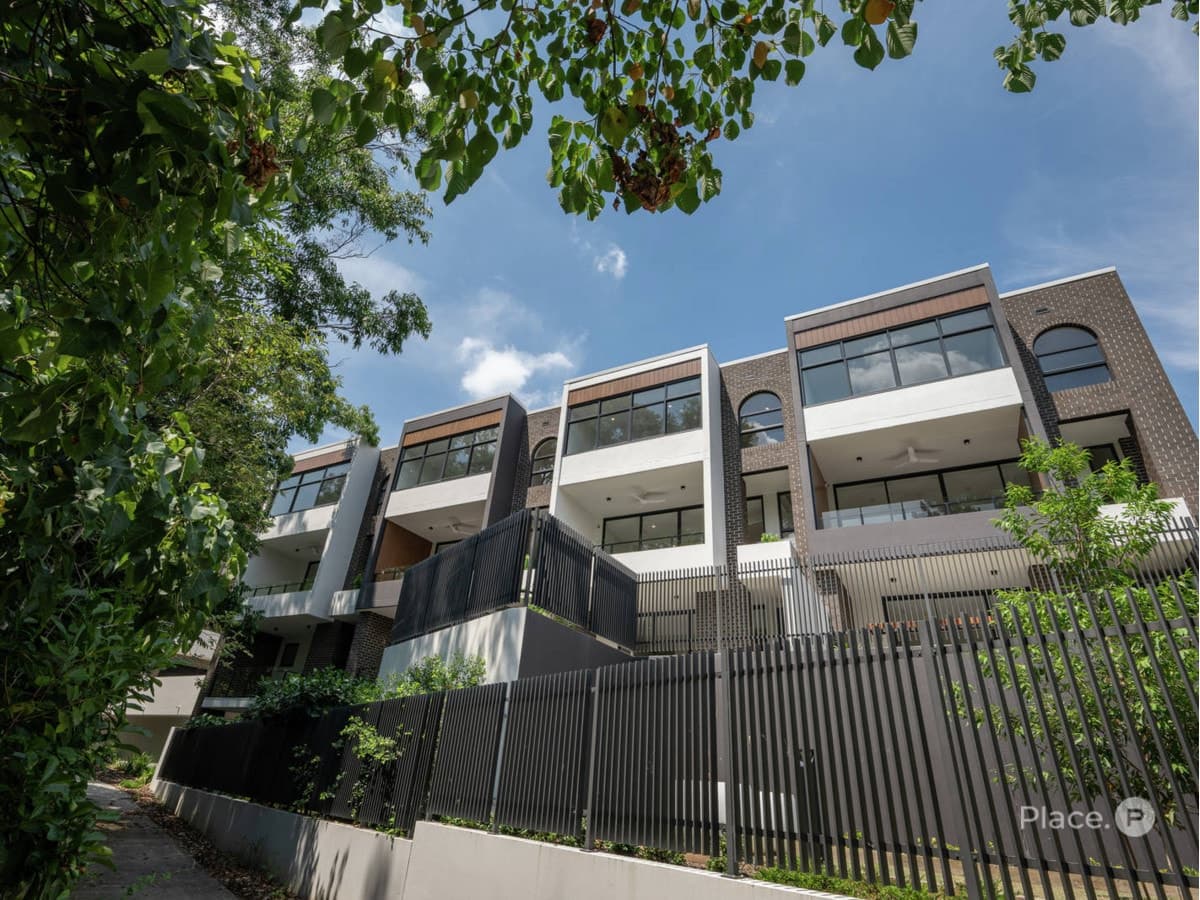 75 Jacaranda Place, Indooroopilly - Image 1