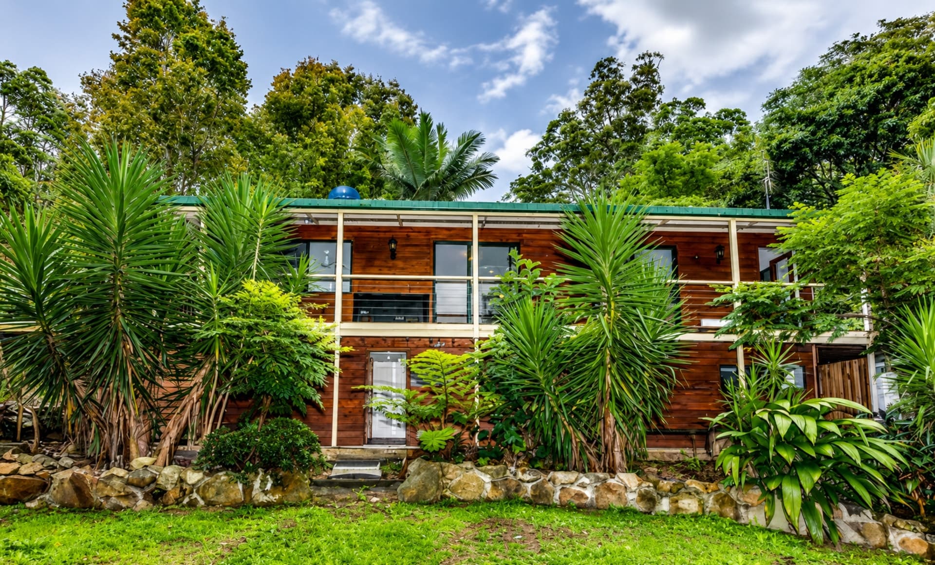 85 Kinabalu Drive, Tamborine Mountain, Tamborine Mountain - Image 1