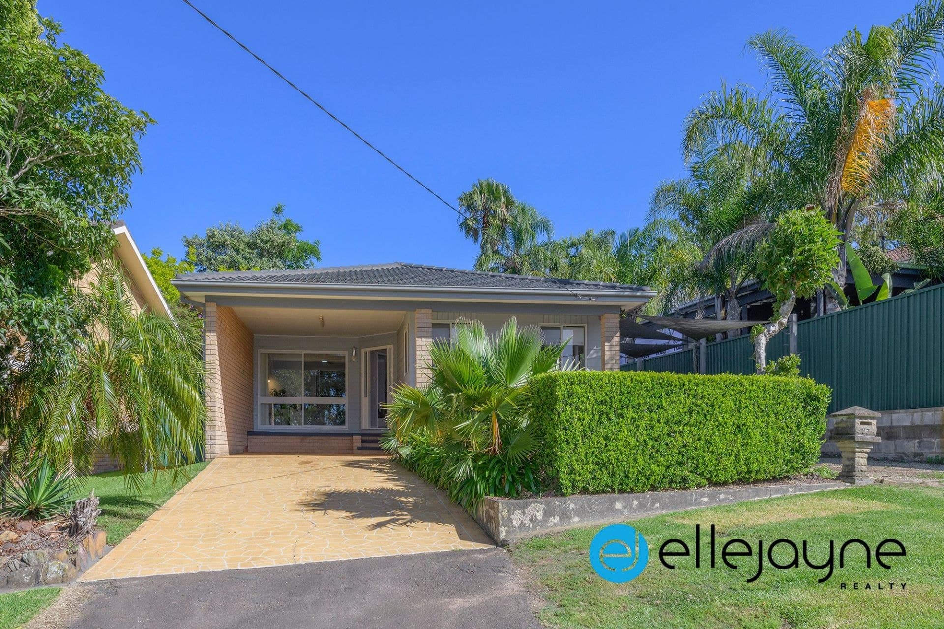 27 Winbin Crescent, Gwandalan, Gwandalan - Image 1