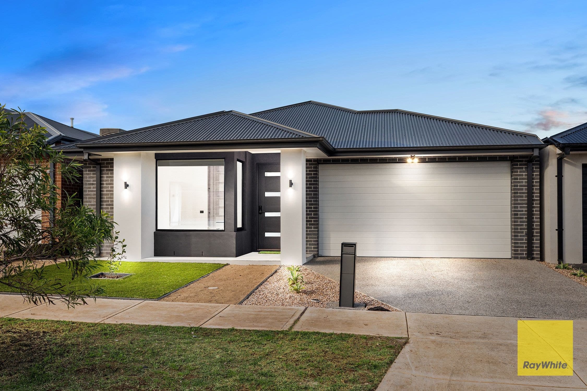 14 Erin Drive, FRASER RISE VIC 3336, Fraser Rise - Image 1