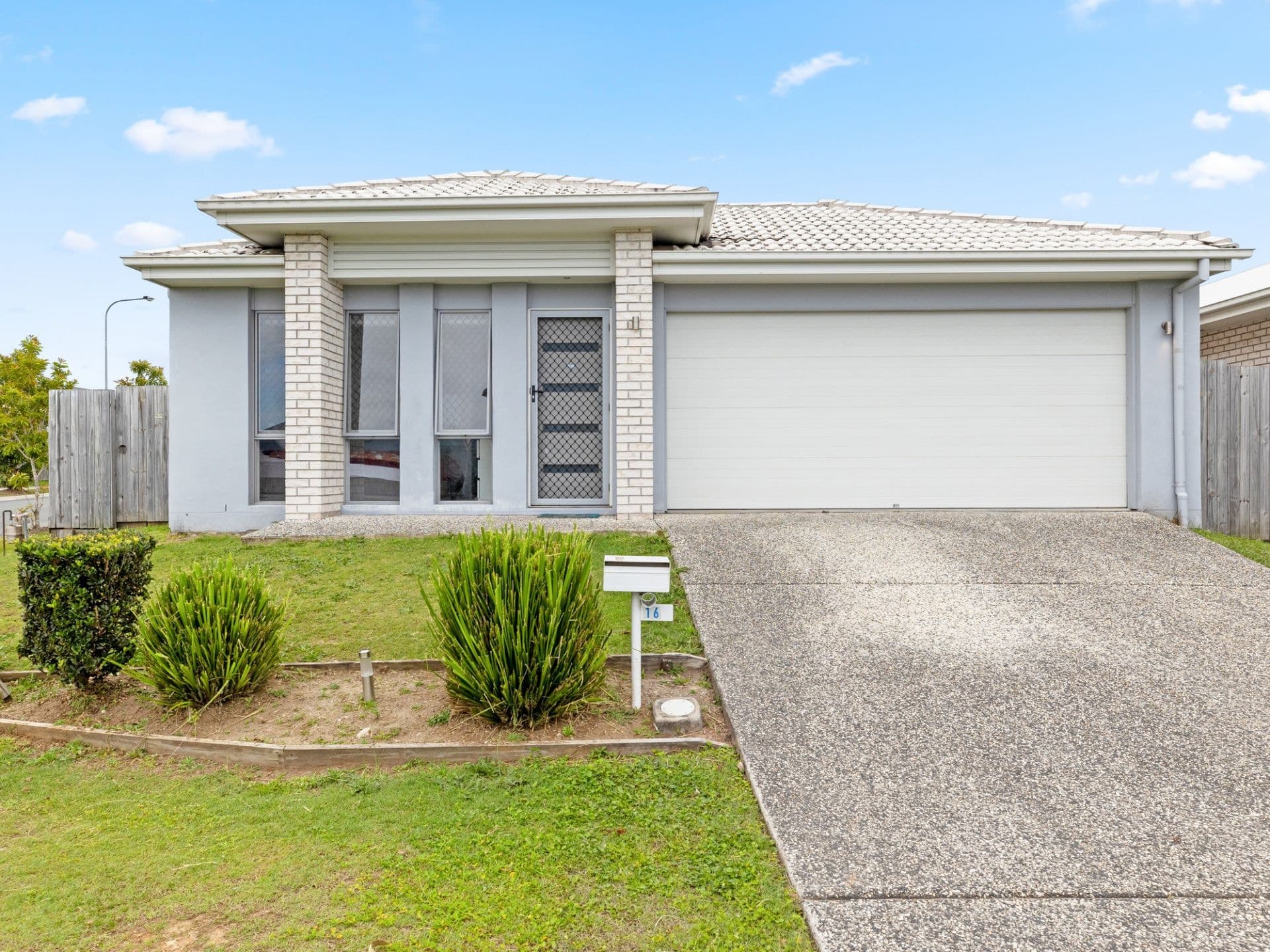 16 Mount Archer Road Park Ridge QLD, 16 Mount Archer Road Park Ridge - Image 1