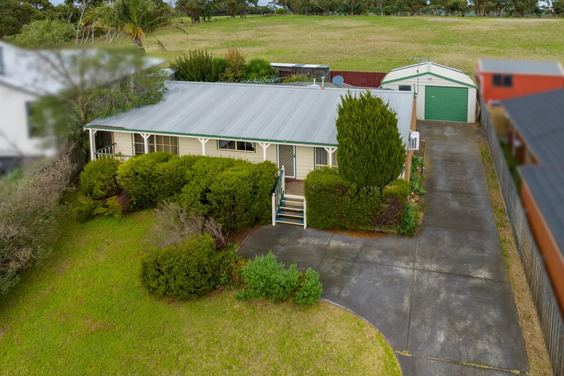 42 The Court, Leopold - Image 1