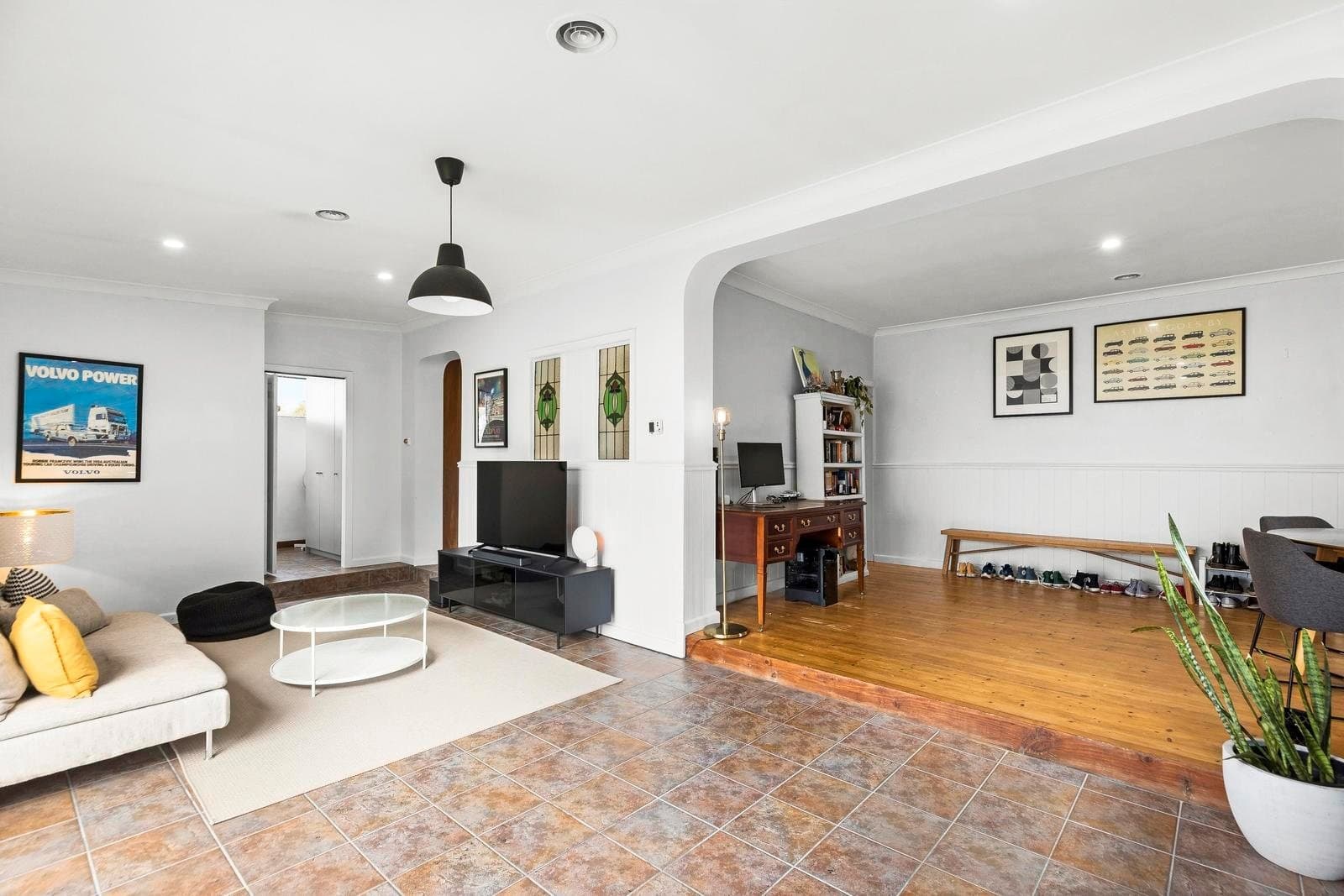 2 Lawson Parade, Heidelberg Heights VIC 3081, Heidelberg Heights - Image 1