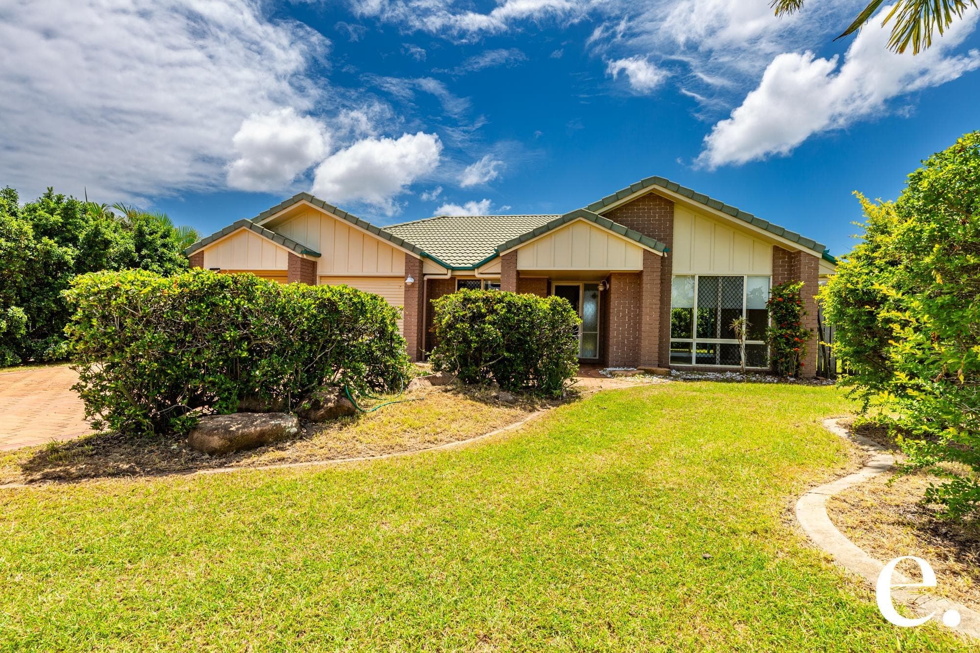 26 Chancellor Drive, Avenell Heights - Image 1