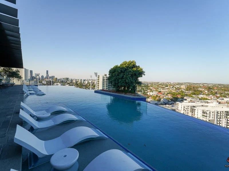 512/62 Logan Road, Woolloongabba, QLD, 4102, Woolloongabba - Image 1