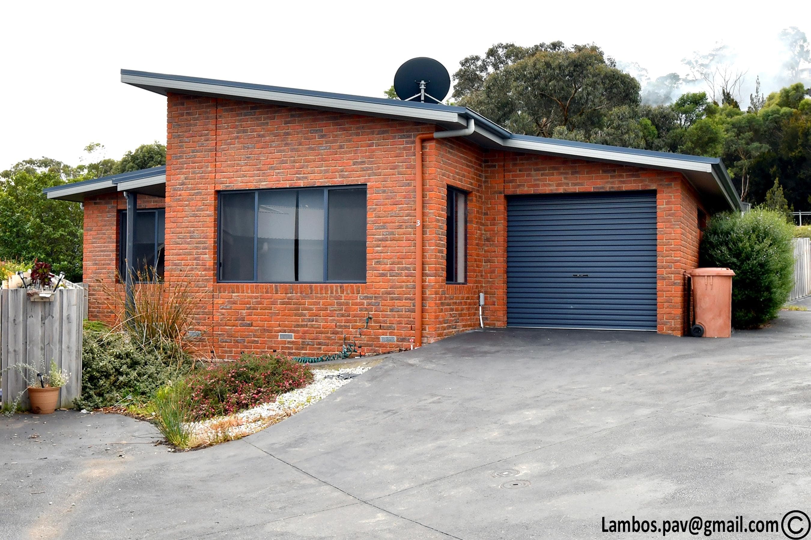 3/30 Henty Close, Old Beach - Image 1
