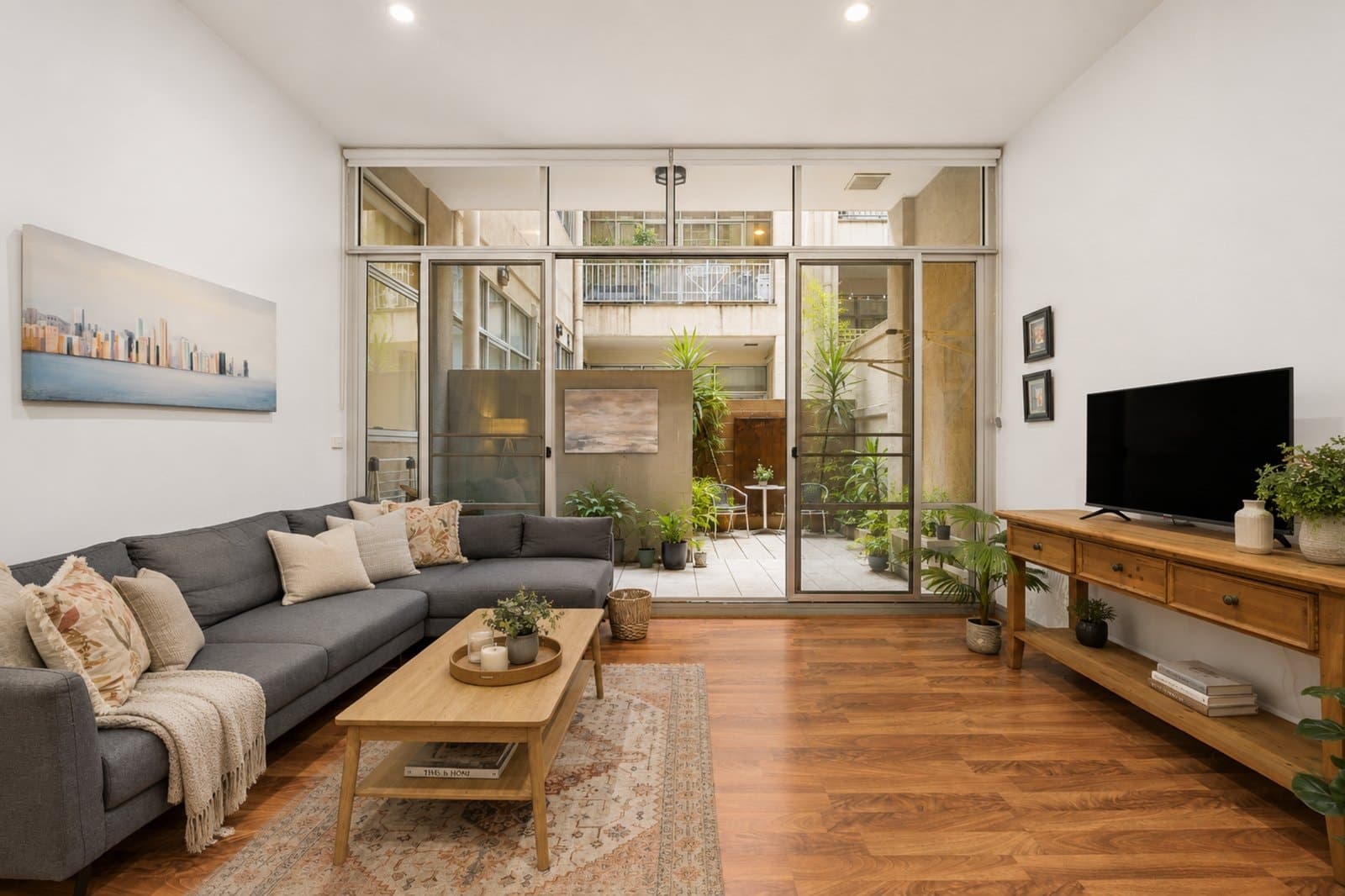 6/398 La Trobe Street,
Melbourne, Melbourne - Image 1