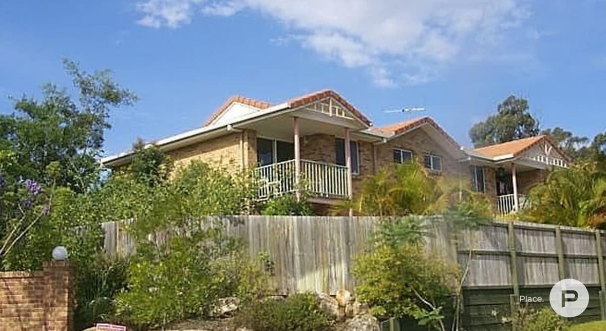 18 Swan Lake Crescent, Calamvale - Image 1