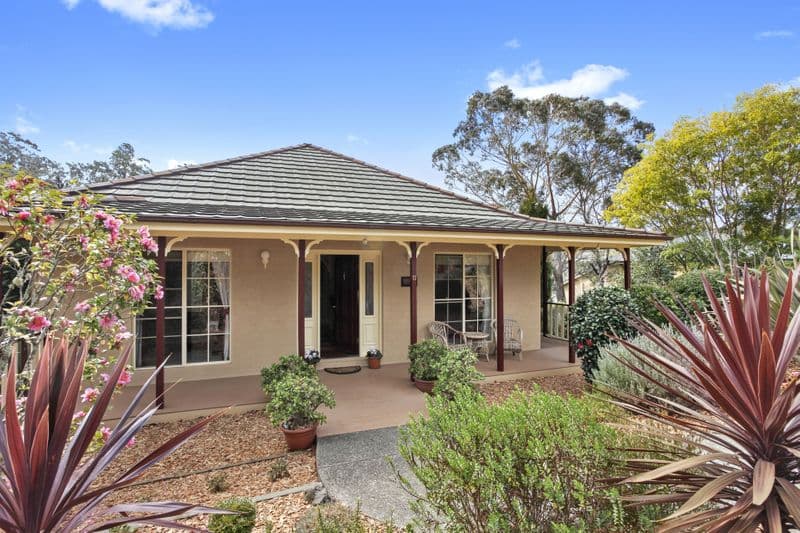 11 Hester Place, Leura - Image 1