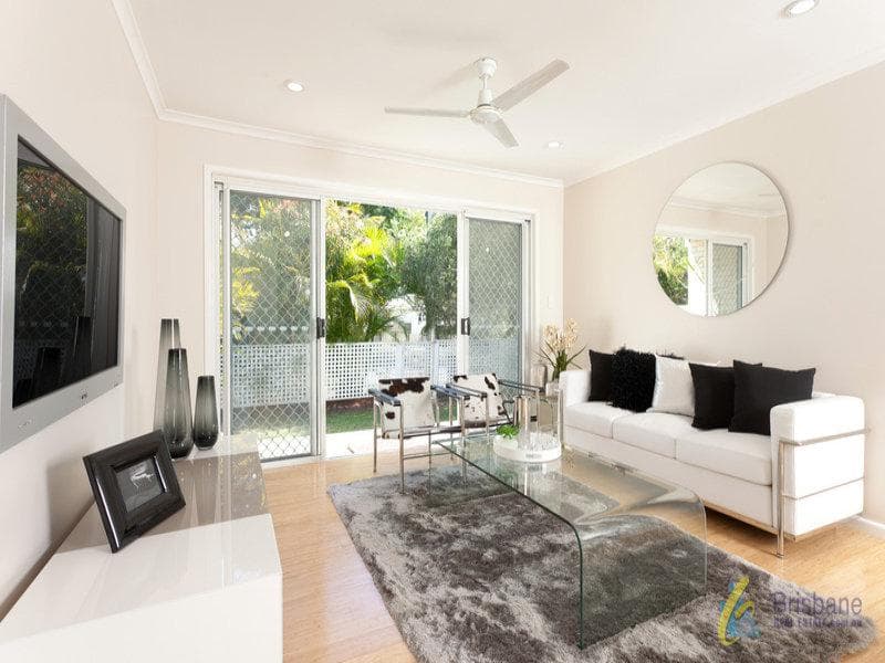2/15 Lisa Close, Bateau Bay - Image 1